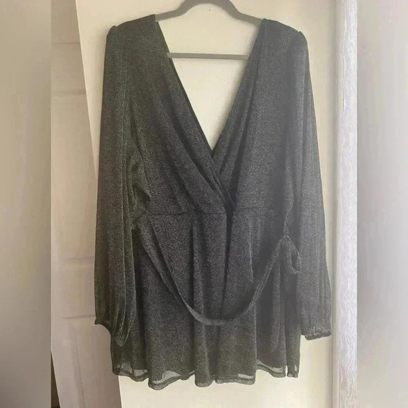NWT Torrid Knit Glitter Lurex Surplice Peplum Top V Neck 5X Tie Waist Sparkle - Picture 8 of 12
